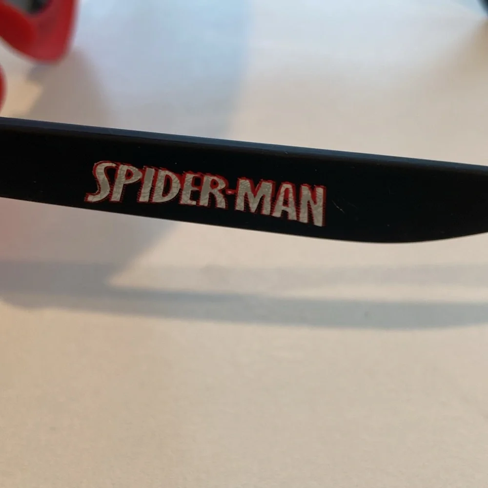 Spider Man Sunglasses / Mask with UVA protection